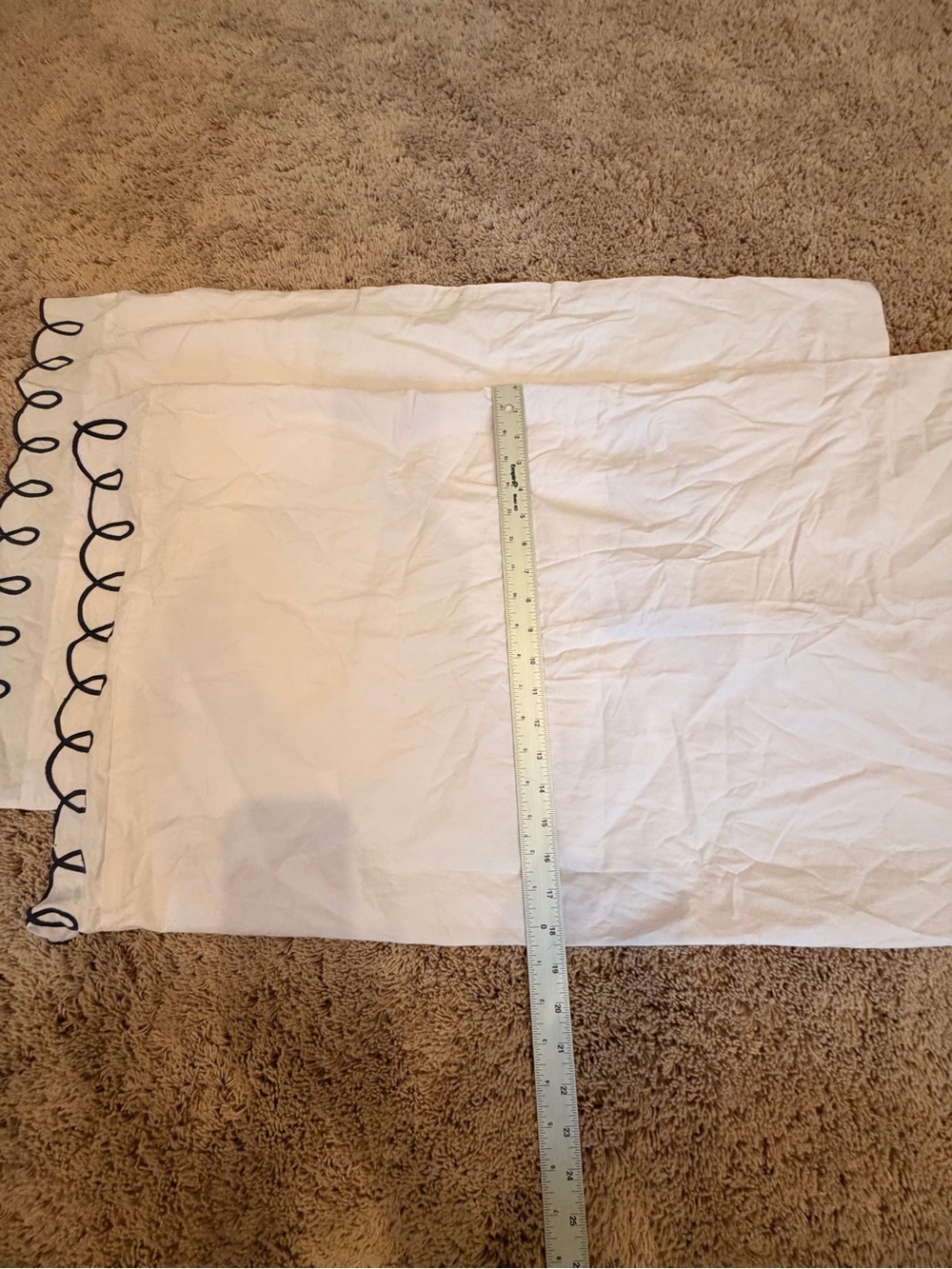 New set of 2 Anthropologie looped standard pillow cases lavender navy embroidery - Picture 5 of 10